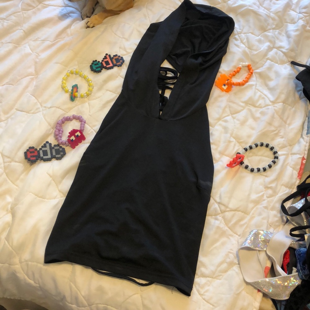 Rave crop top hooded